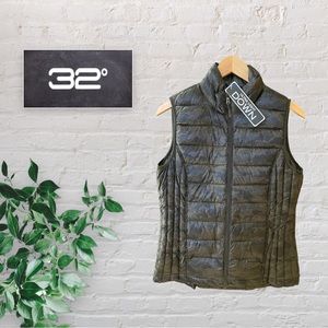 32 Degrees Women’s UltraLight Down Puffer Vest Jacket in Gray Black Camo Size M